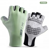 M / Green