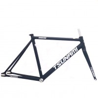 L54 / Hitam
