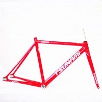 M52 / Merah